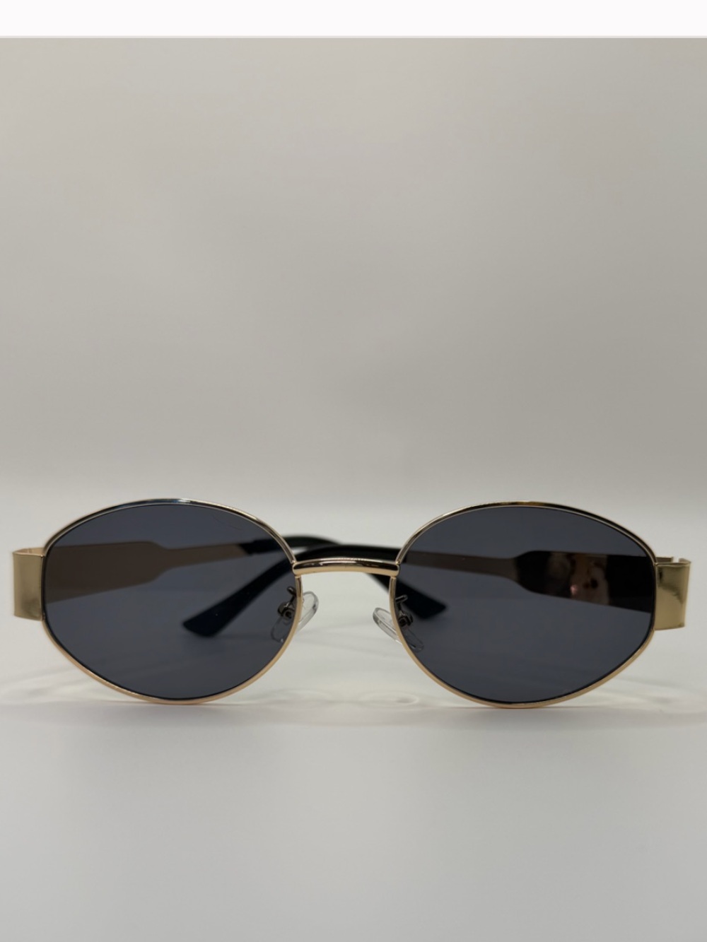 Gold-Toned Lightweight and Sleek Metal Oval Sunglasses